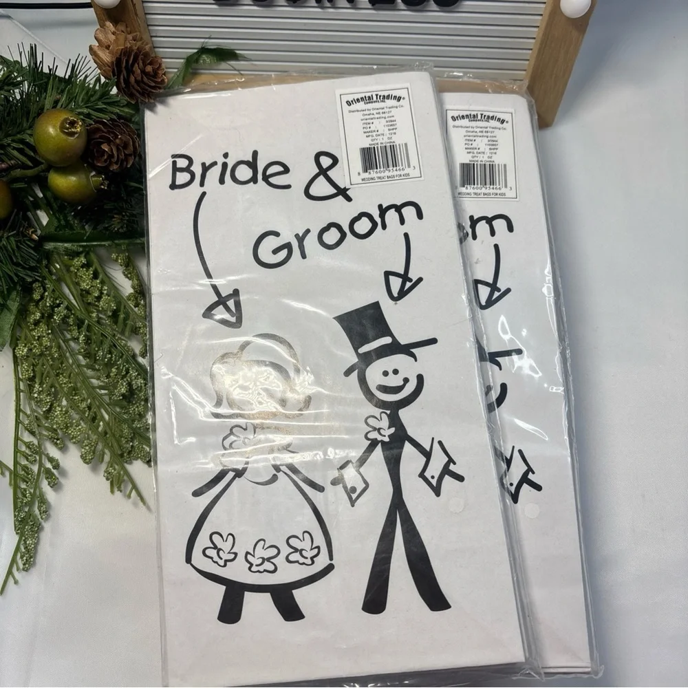 16 Wedding Favor/Treat Bags Bride & Groom Kids Treats Wedding Shower 10